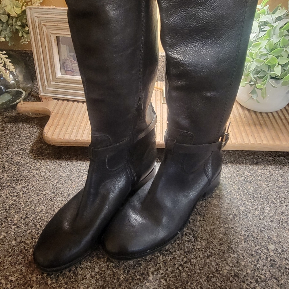 Antonio Melani Elena Black Leather Buckle Detail Riding Boots 8.5 Classic chic